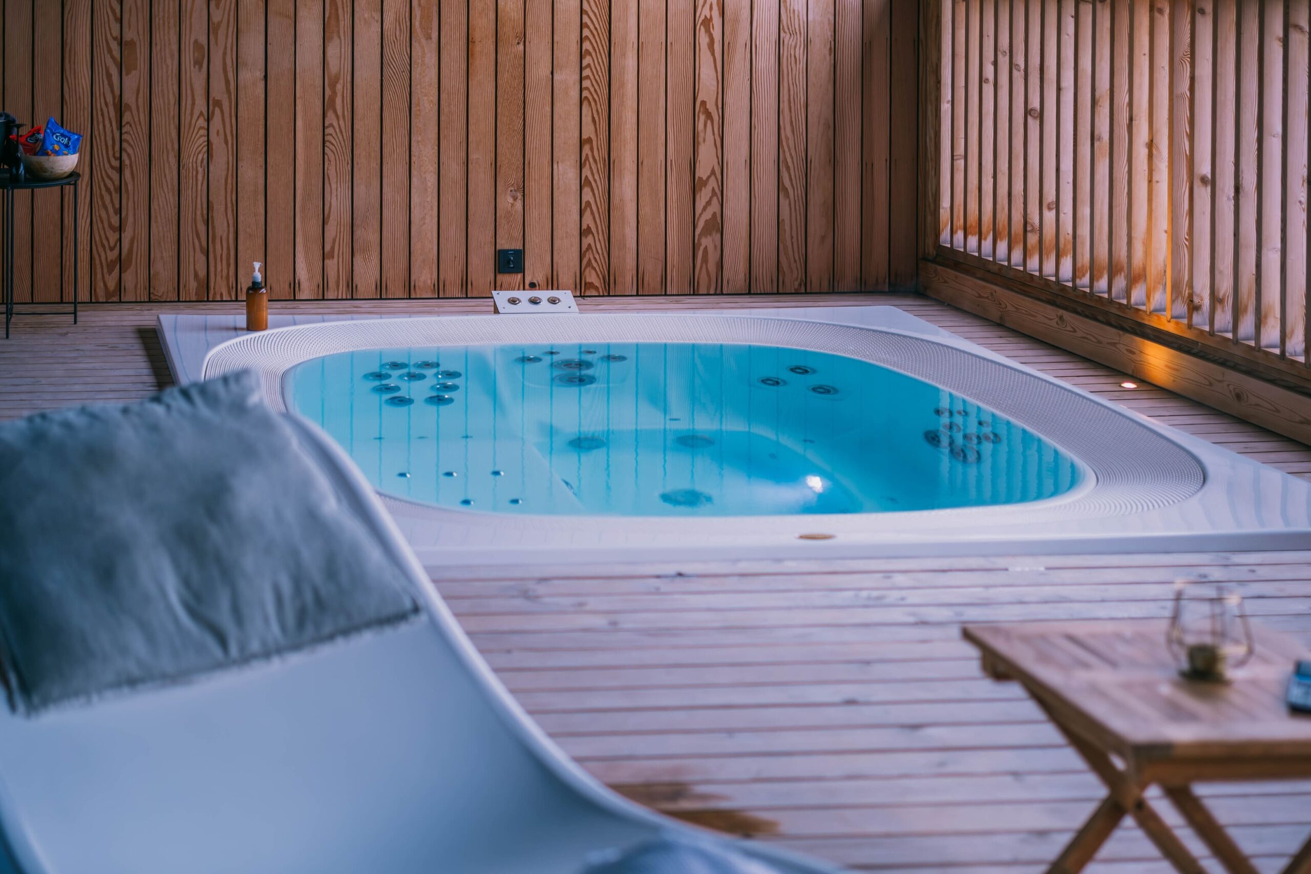 Spa privatif Essence Wood "Soirée détente" 2pers (2x30min de massage - 4h) – Image 5