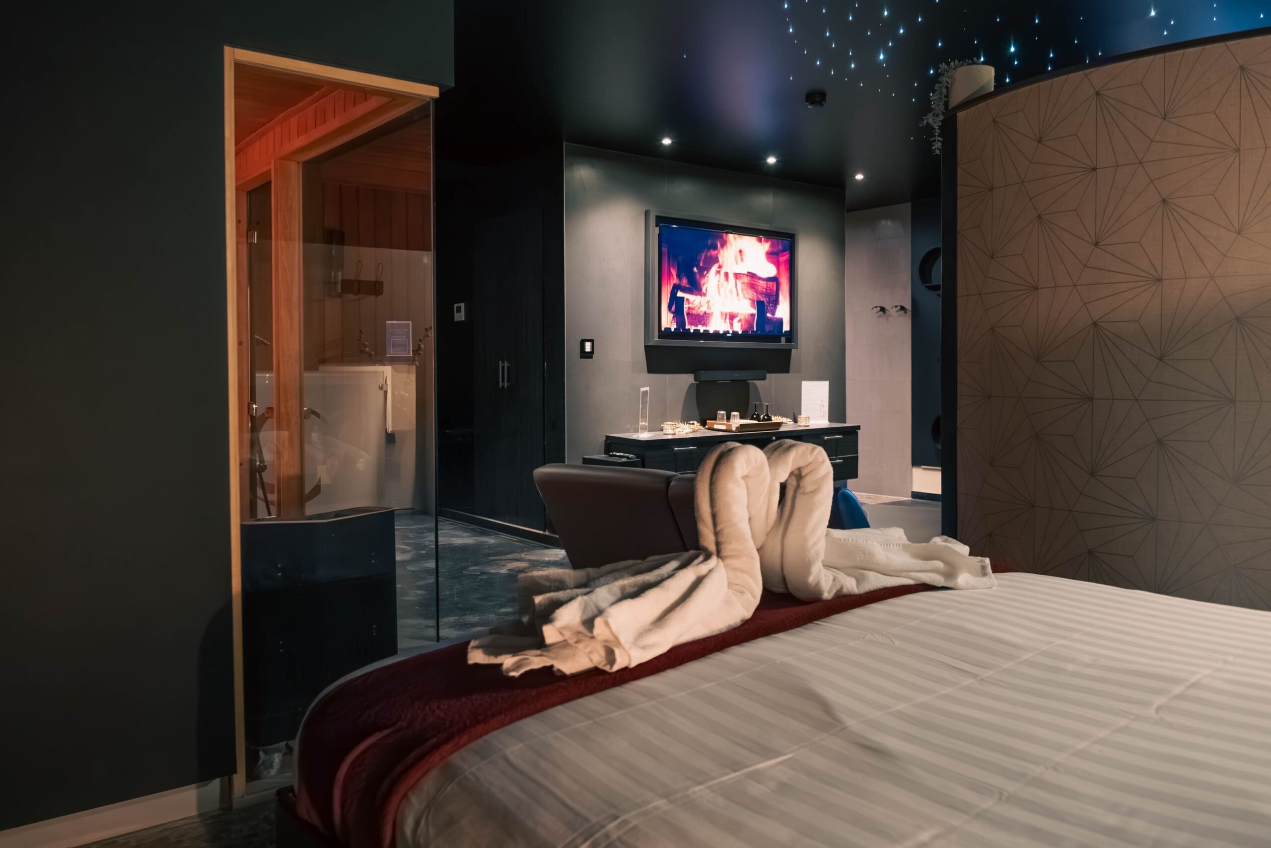 NUITÉE - SUITE DE LUXE "SAPHIR ÉTOILÉ – Image 3